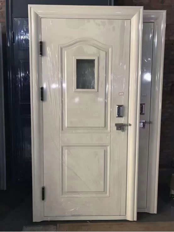 洛川学校教室门 洛川学校教室门