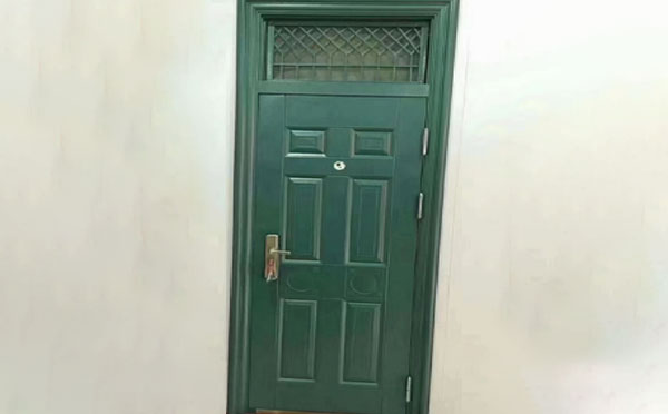 洛川学校教室门 洛川学校教室门